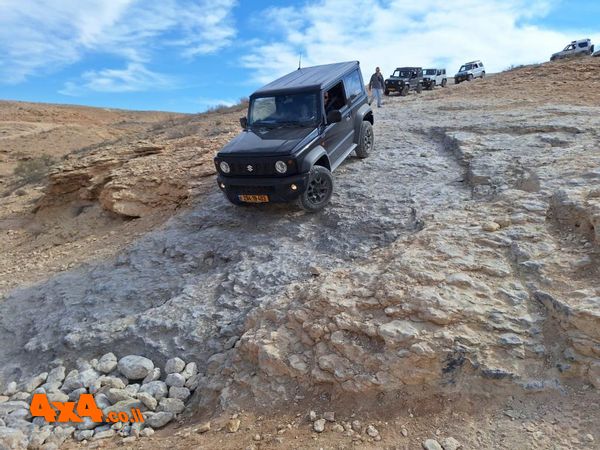 סיכום טיול מועדון סוזוקי - ממכתש רמון לשדה בוקר 25/1/25