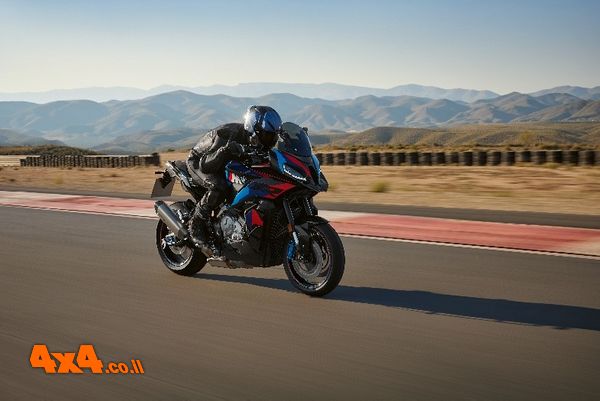 פורום: אופנוע ב.מ.וו מגיע ארצה M 1000 XR BMW